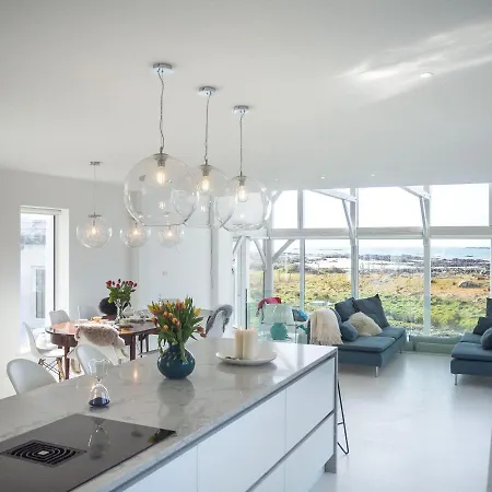 Doleen Quay House * 巴利康尼利